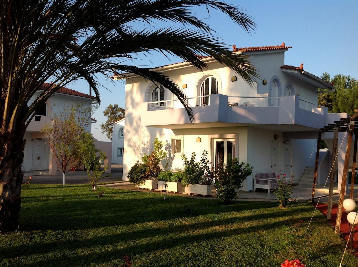 7Syn7 Aparthotel Oreoi Exterior photo